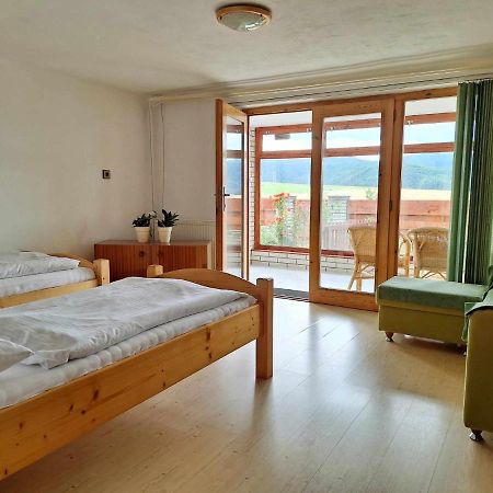 Apartman Pod Maliarkou Выходна Экстерьер фото