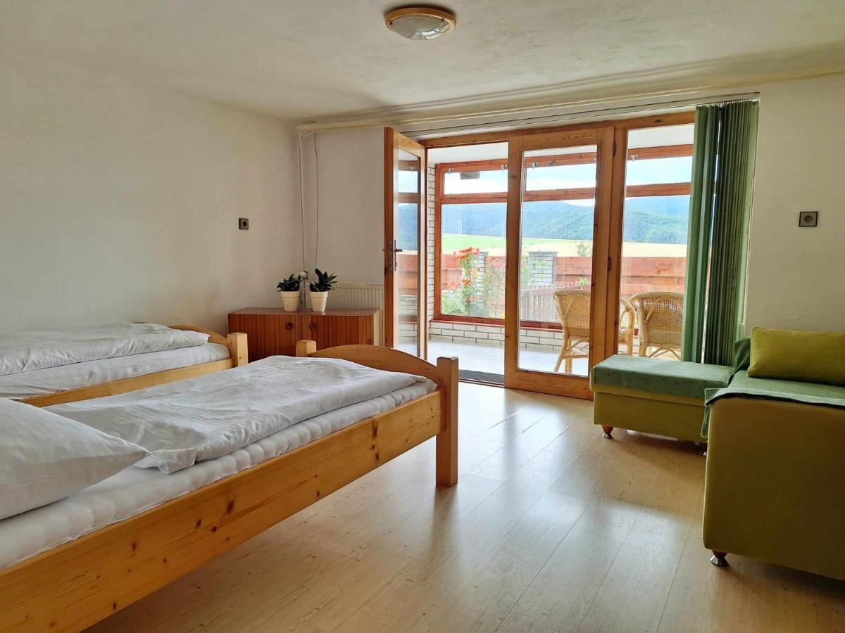 Apartman Pod Maliarkou Выходна Экстерьер фото
